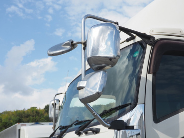 いすゞ ギガ ウイング車 大型 QPG-CYJ77B 年式 H29[写真05]