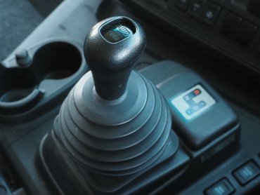 いすゞ ギガ ウイング車 大型 QPG-CYJ77B 年式 H29[写真31]