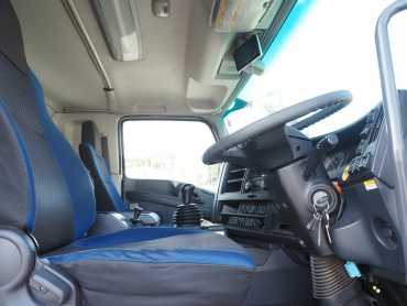 いすゞ ギガ ウイング車 大型 QPG-CYJ77B 年式 H29[写真29]