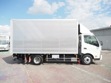 日野 デュトロ バン車 小型 TKG-XZU710M 年式 H29[写真08]