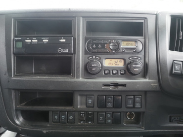 いすゞ ギガ ウイング車 大型 2PG-CYJ77C 年式 H29[写真36]