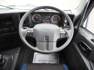 いすゞ ギガ ウイング車 大型 2PG-CYJ77C 年式 H29[写真33]
