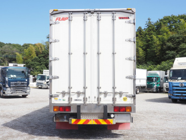 いすゞ ギガ ウイング車 大型 QKG-CYJ77A 年式 H26[写真07]
