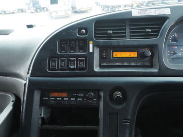 いすゞ ギガ ウイング車 大型 QKG-CYJ77A 年式 H26[写真34]