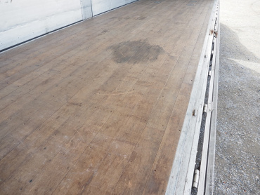 いすゞ ギガ ウイング車 大型 QKG-CYJ77A 年式 H26[写真23]