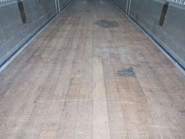 いすゞ ギガ ウイング車 大型 QKG-CYJ77A 年式 H26[写真28]