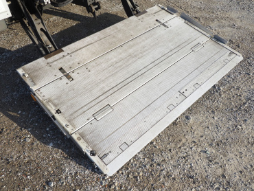 いすゞ エルフ バン車 小型 TKG-NMR85AN 年式 H26[写真17]