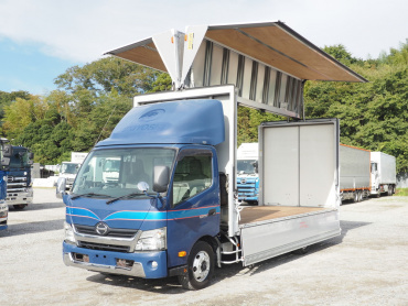 日野 デュトロ ウイング車 小型 TKG-XZU720M 年式 H26[写真02]