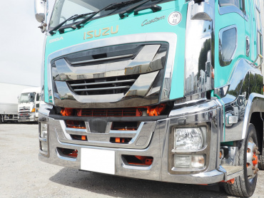 いすゞ ギガ 平ボディ 大型 QKG-CYJ77B 年式 H29[写真09]