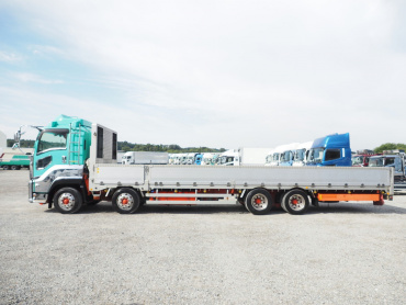 いすゞ ギガ 平ボディ 大型 QKG-CYJ77B 年式 H29[写真15]