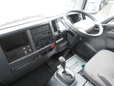 いすゞ エルフ 冷凍バン 小型 TKG-NPR85AN 年式 H26[写真27]