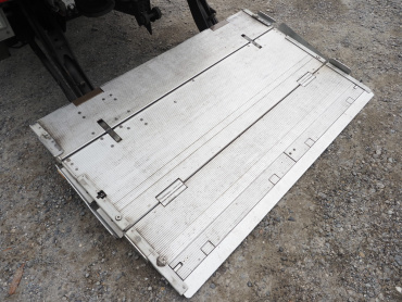 いすゞ エルフ バン車 小型 TKG-NMR85AN 年式 H26[写真15]