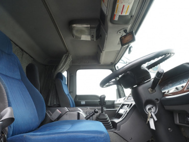 いすゞ ギガ ウイング車 大型 LKG-CYJ77A 年式 H24[写真31]