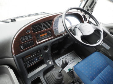 いすゞ ギガ ウイング車 大型 LKG-CYJ77A 年式 H24[写真33]