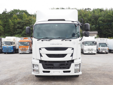 いすゞ ギガ ウイング車 大型 QKG-CYJ77B 年式 H28[写真04]