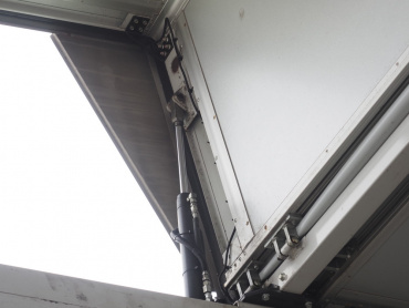 三菱ふそう スーパーグレート ウイング車 大型 QKG-FS54VZ 年式 H26[写真16]