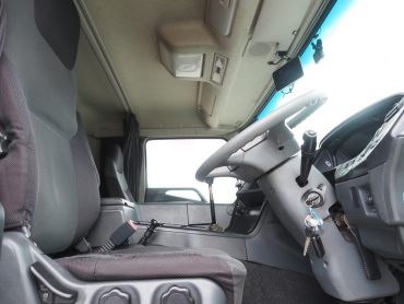 三菱ふそう スーパーグレート ウイング車 大型 QKG-FS54VZ 年式 H26[写真28]