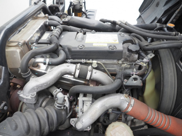 いすゞ フォワード 冷凍バン 中型 TKG-FRR90S2 年式 H28[写真35]