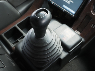 いすゞ ギガ ウイング車 大型 QKG-CYJ77A 年式 H24[写真36]