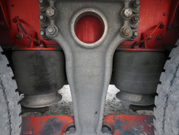 いすゞ ギガ ウイング車 大型 QKG-CYJ77A 年式 H24[写真43]