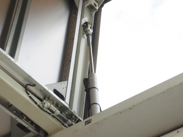 三菱ふそう スーパーグレート ウイング車 大型 QPG-FS64VZ 年式 H28[写真20]