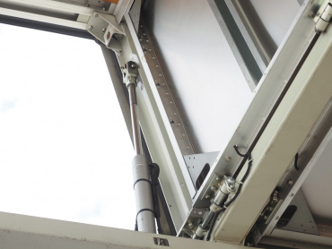 三菱ふそう スーパーグレート ウイング車 大型 QPG-FS64VZ 年式 H28[写真14]