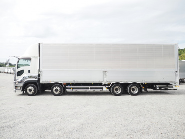 いすゞ ギガ ウイング車 大型 2PG-CYJ77C 年式 H29[写真11]