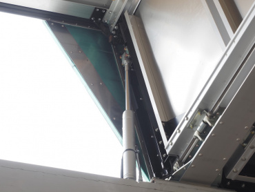 いすゞ ギガ ウイング車 大型 2PG-CYJ77C 年式 H29[写真14]