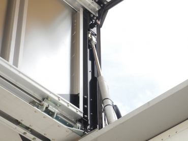 いすゞ ギガ ウイング車 大型 2PG-CYJ77C 年式 H29[写真15]