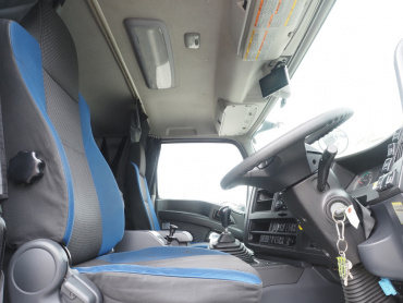 いすゞ ギガ ウイング車 大型 2PG-CYJ77C 年式 H29[写真27]