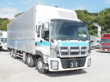 いすゞ ギガ ウイング車 大型 QKG-CYJ77A 年式 H27[写真04]