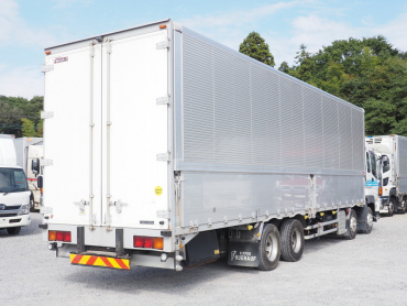 いすゞ ギガ ウイング車 大型 QKG-CYJ77A 年式 H27[写真05]