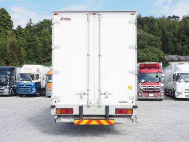 いすゞ ギガ ウイング車 大型 QKG-CYJ77A 年式 H27[写真06]