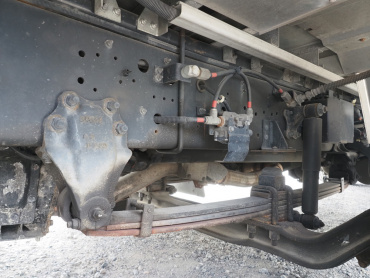 いすゞ ギガ ウイング車 大型 QKG-CYJ77A 年式 H27[写真32]