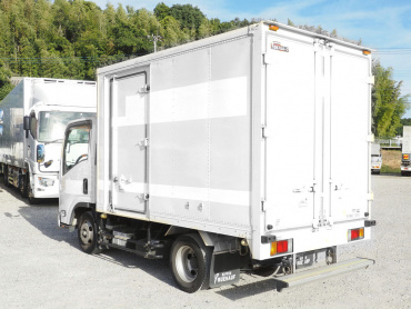 いすゞ エルフ バン車 小型 TPG-NLR85AN 年式 H27[写真07]