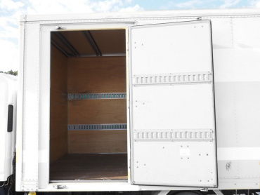 いすゞ エルフ バン車 小型 TPG-NLR85AN 年式 H27[写真14]