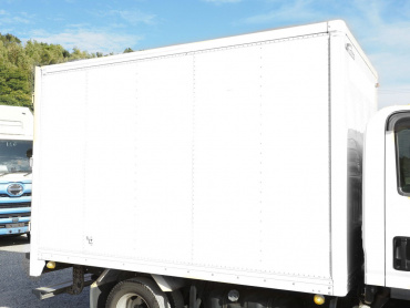 いすゞ エルフ バン車 小型 TPG-NLR85AN 年式 H27[写真09]