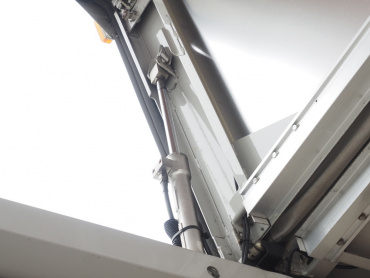 いすゞ エルフ ウイング車 小型 SKG-NPR85AN 年式 H23[写真13]