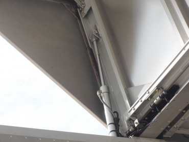 いすゞ フォワード ウイング車 中型 TKG-FRR90T2 年式 H27[写真15]