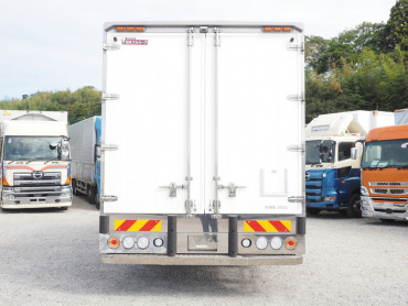 いすゞ フォワード ウイング車 中型 TKG-FRR90T2 年式 H27[写真06]