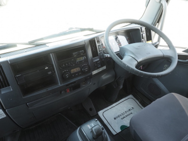 いすゞ フォワード ウイング車 中型 TKG-FRR90T2 年式 H28[写真27]