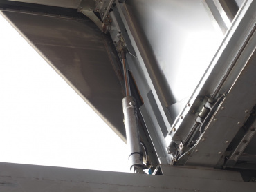 日野 プロフィア ウイング車 大型 BDG-FW1EXYG 年式 H20[写真18]