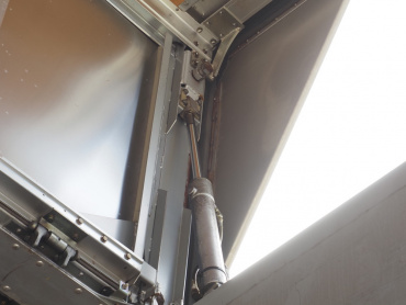 日野 プロフィア ウイング車 大型 BDG-FW1EXYG 年式 H20[写真13]