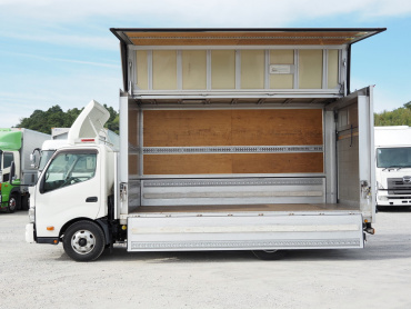 日野 デュトロ ウイング車 小型 TKG-XZU710M 年式 H27[写真15]