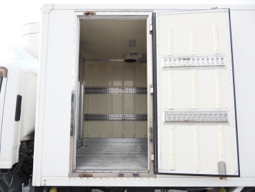 いすゞ エルフ 冷凍バン 小型 TKG-NPR85AN 年式 H25[写真17]