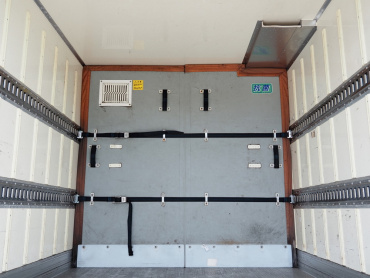 いすゞ エルフ 冷凍バン 小型 TKG-NPR85AN 年式 H25[写真20]