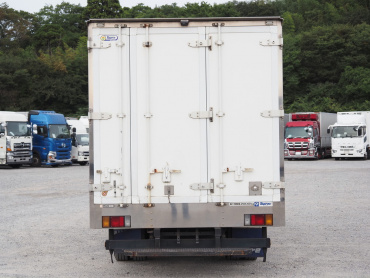 いすゞ エルフ 冷凍バン 小型 TKG-NPR85AN 年式 H25[写真06]