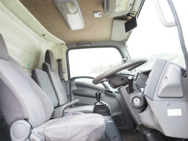 いすゞ エルフ 冷凍バン 小型 TKG-NPR85AN 年式 H25[写真24]