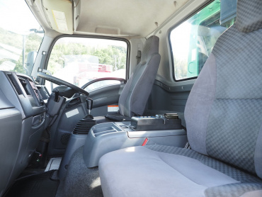 いすゞ フォワード パッカー 中型 TKG-FRR90S2 年式 H27[写真28]