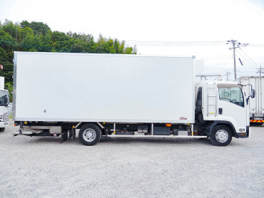 いすゞ フォワード 冷凍バン 中型 2PG-FRR90T2 年式 H30[写真09]